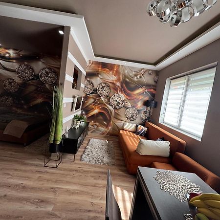 Fueredi Apartman Debrecen Kültér fotó