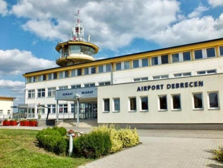 Fueredi Apartman Debrecen Kültér fotó